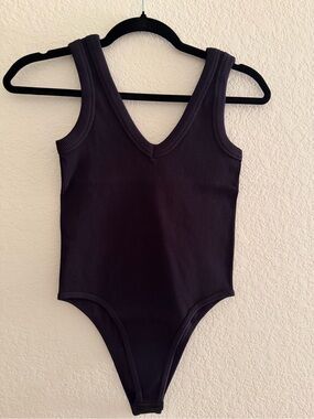 NWOT V-Neck Ribbed Black Women's Bodysuit